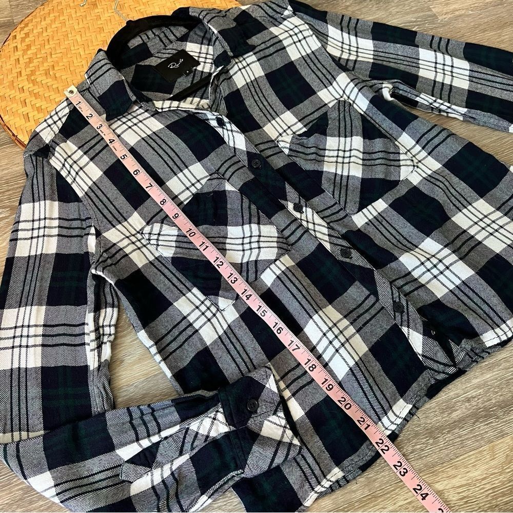 Rails Dylan Shirt in white navy Forrest plaid flannel button down - Picture 4 of 8